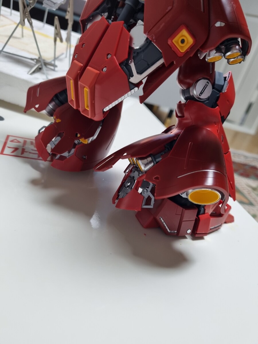 MG 사자비 버카 작업 중 (부분 도색)_7.jpg