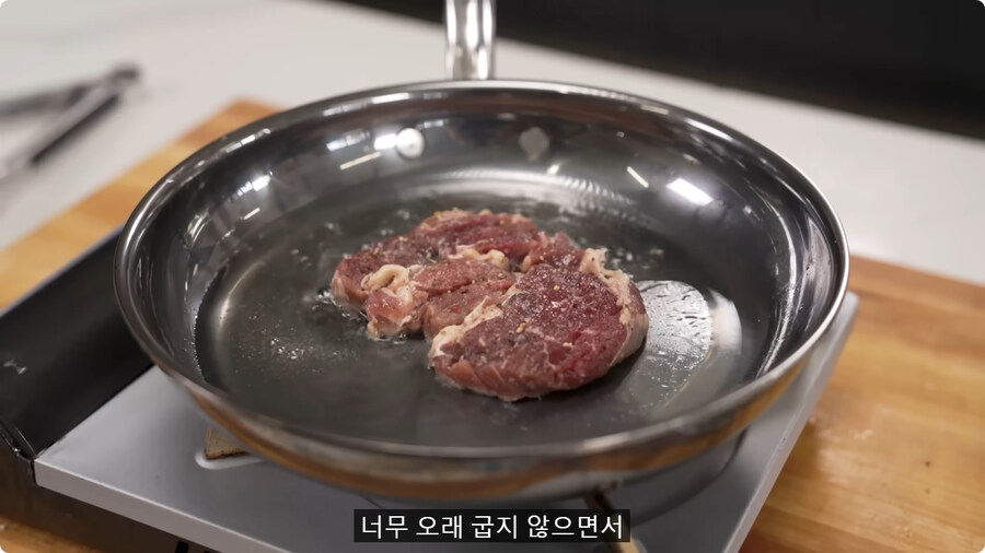 1달러 짜리 스테이크.jpg_30.jpg