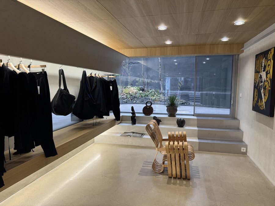 빨리 취직해서 돈 열심히 벌어야겠다_9.jpg