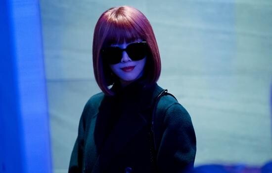 선글라스 끼면 사람들이 더 잘 알아봤다는 배우_1.jpg