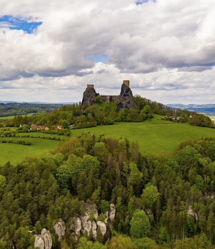 최근 게임때문에 갑자기 방문객이 늘어나고 있다는 시골 깡촌_1.jpg