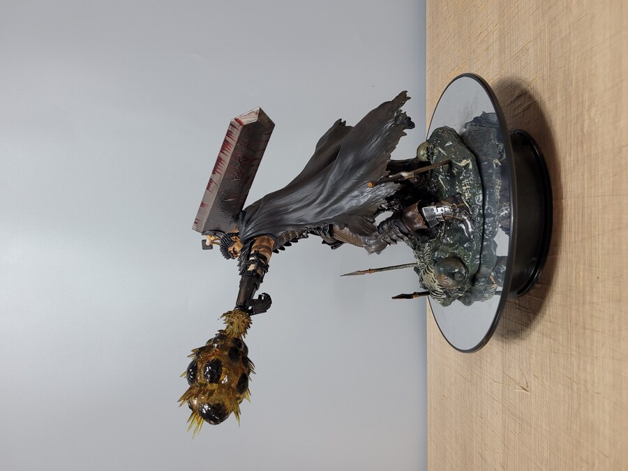 [메디코스] -베르세르크- 가츠 특전판 1/7스케일 스태츄 피규어_3.jpg