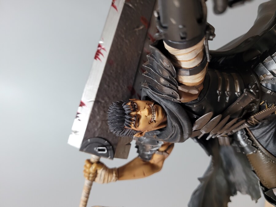 [메디코스] -베르세르크- 가츠 특전판 1/7스케일 스태츄 피규어_10.jpg