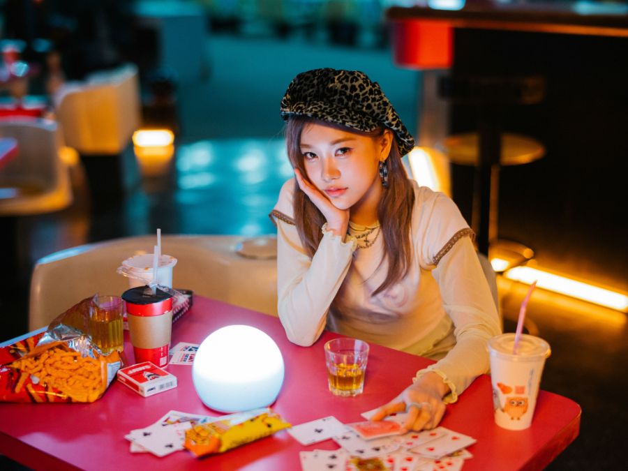 영파씨 Special Album 〈COLD〉 still cut 4_6.jpg