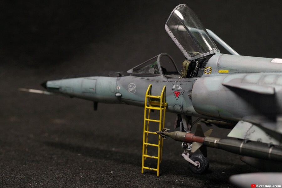 1/48 MIRAGE 50CN PANTERA_10.jpg