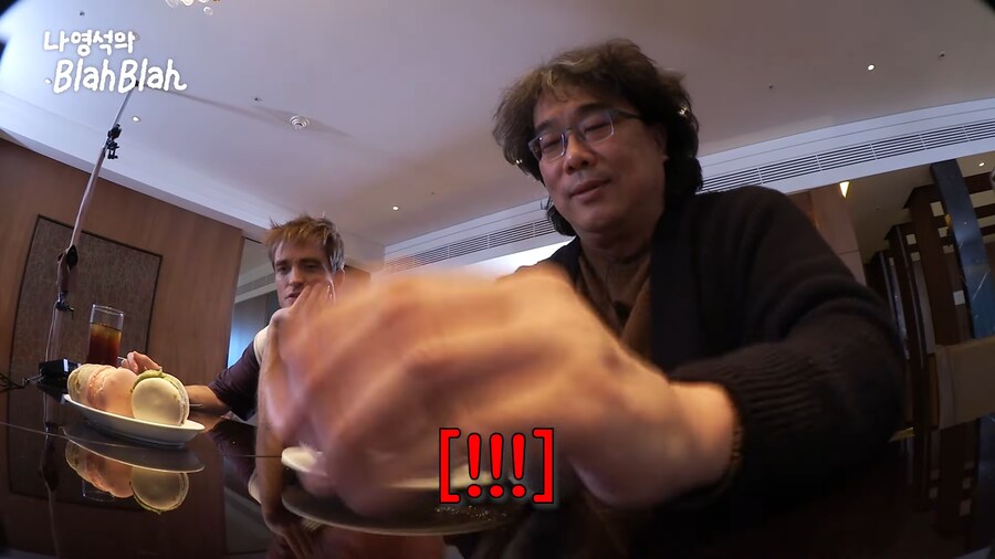 먹는거에 진심인 봉준호 감독님.jpg_38.png