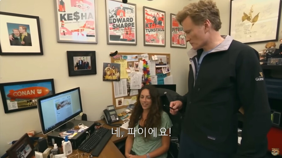 지금의 미국 정부 처럼 인원 감축을 하려고 했던 코난 오브라이언의 쇼_25.jpg