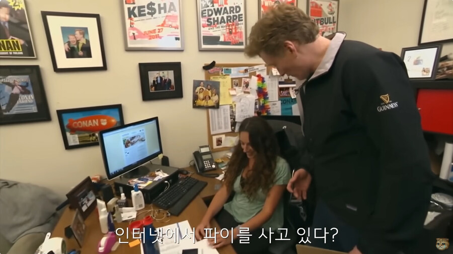 지금의 미국 정부 처럼 인원 감축을 하려고 했던 코난 오브라이언의 쇼_28.jpg