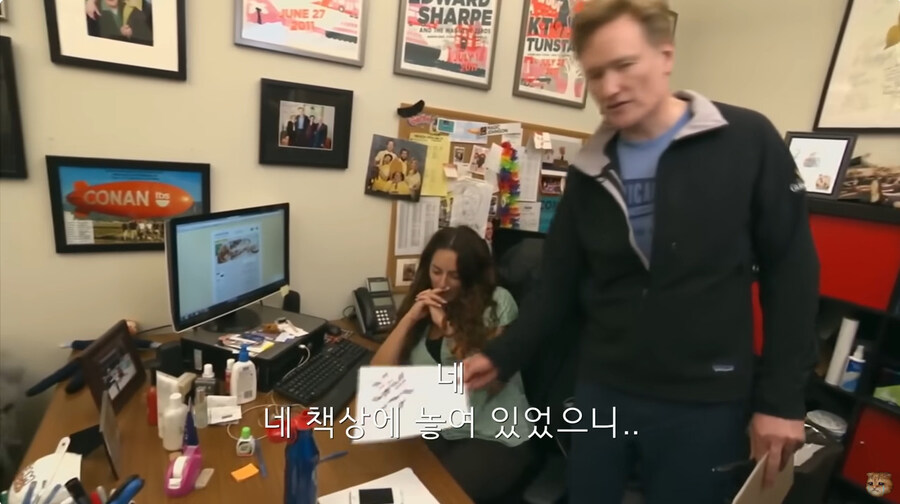 지금의 미국 정부 처럼 인원 감축을 하려고 했던 코난 오브라이언의 쇼_41.jpg