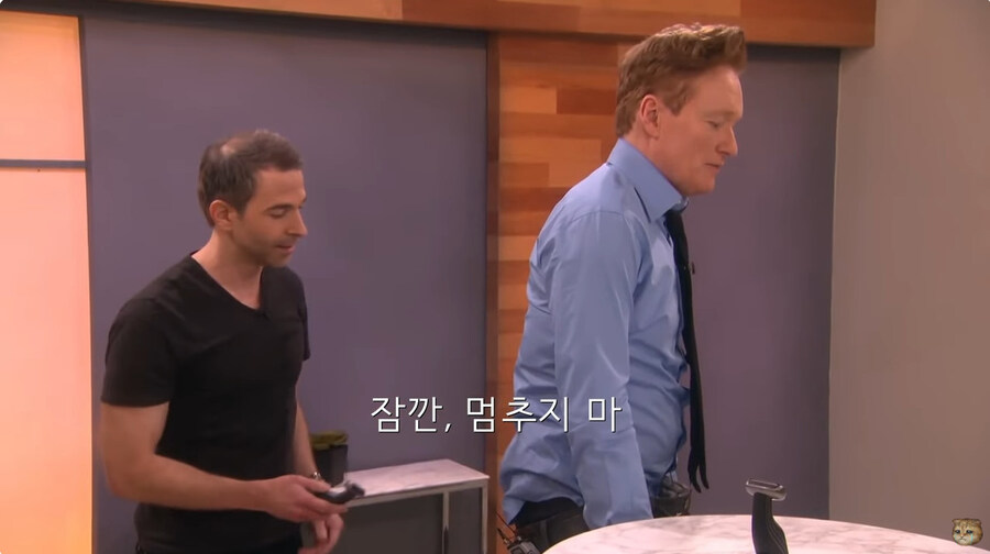 직장내 갑질로 면도기 리뷰를 하게된 남자_57.jpg