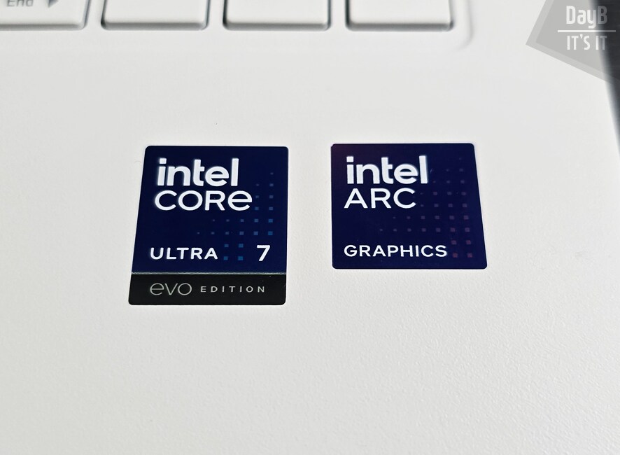 인텔CPU 애로우레이크 노트북 엘지그램 프로16 개봉기_4.png