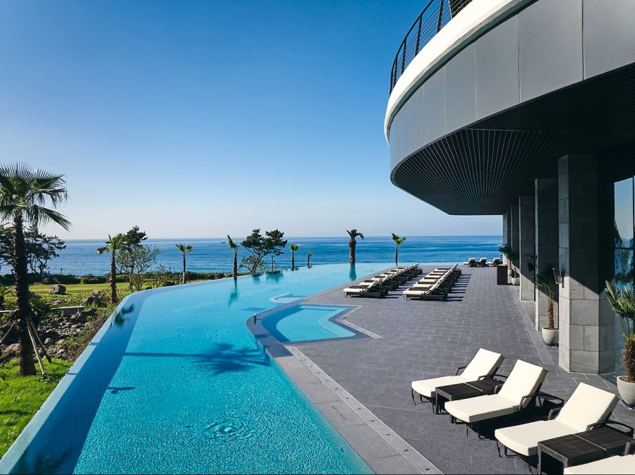 싹다 매각중이라는 울나라 5성급 호텔.jpg_1.jpg