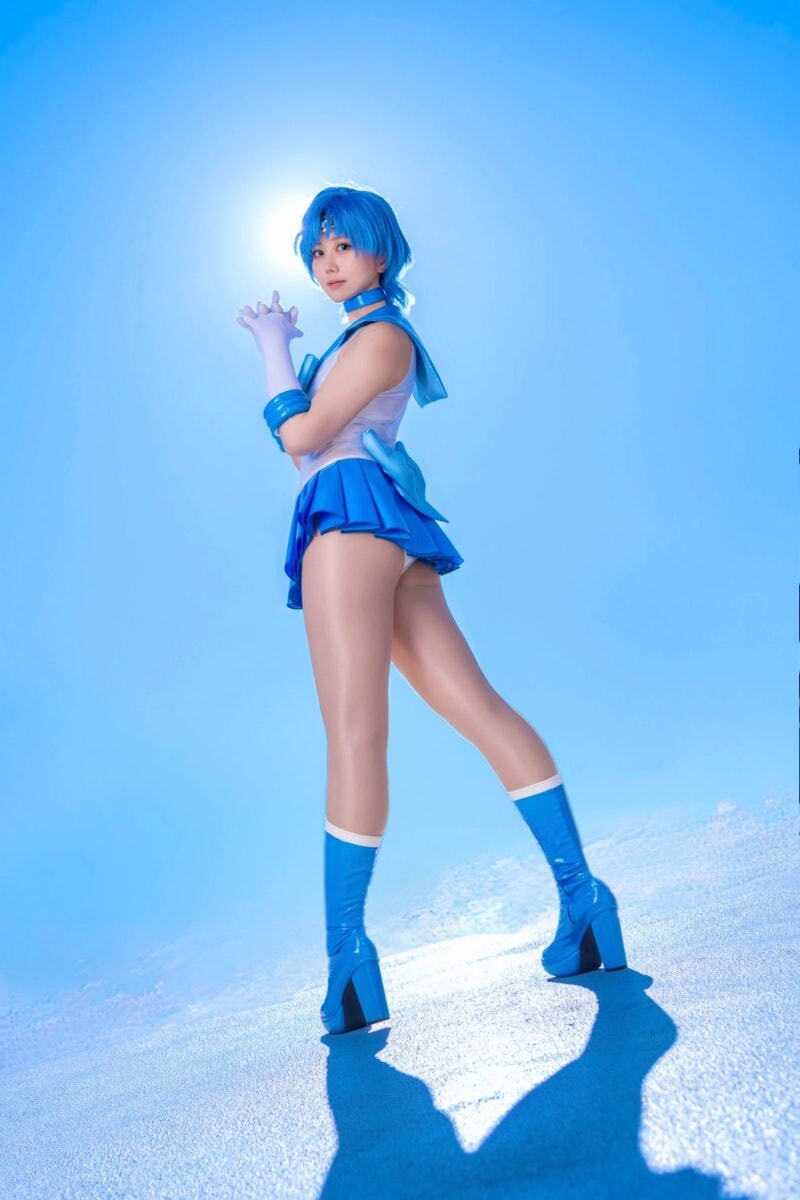 세일러 머큐리 코스프레 하는 누나_2.jpg