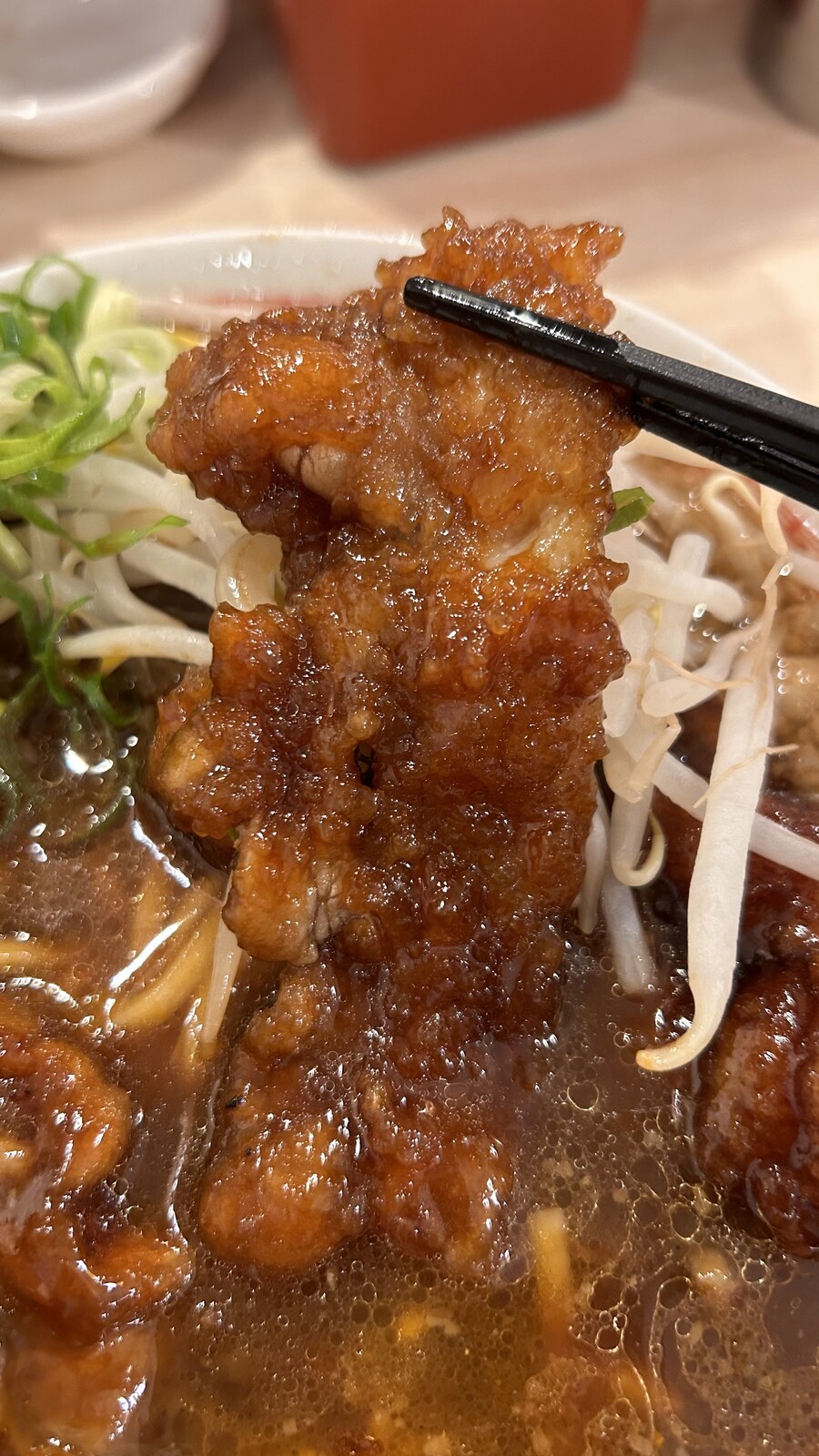 삼겹살 튀김 볶음을 산처럼 쌓아주는, 도쿄 니쿠지루멘 스스무_13.jpg