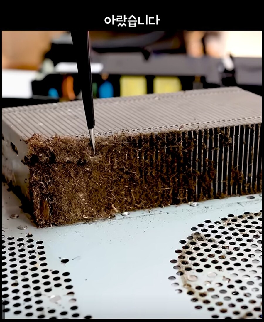 극혐주의)판매자가 고장난 플4프로와 게임CD를 만원에 판 이유.JPG_12.jpg