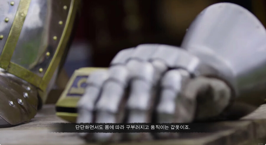 중세의 전장에서 판금 갑옷을 입으면 무적이라 불렸던 이유_2.jpg