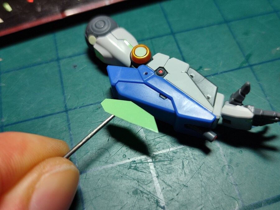 RG 하이뉴 건담 축광테이프 작업 마지막편(상체작업&간단 완성샷)_5.jpg