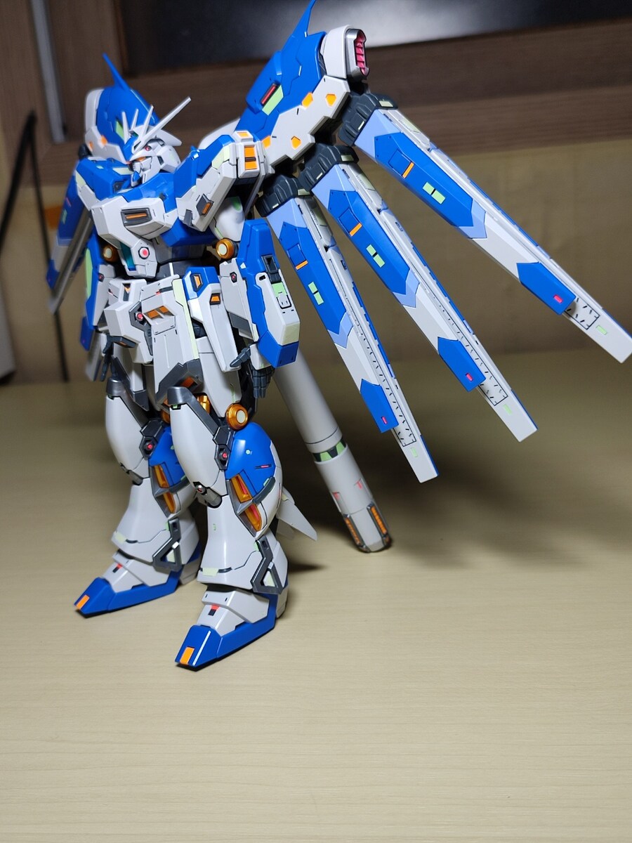 RG 하이뉴 건담 축광테이프 작업 마지막편(상체작업&간단 완성샷)_24.jpg