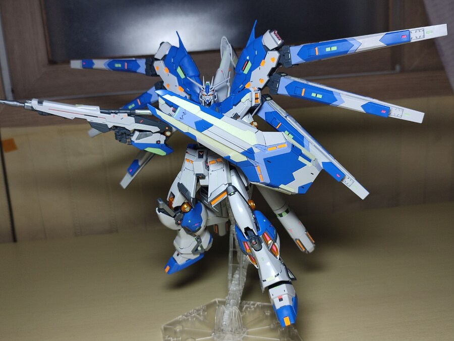 RG 하이뉴 건담 축광테이프 작업 마지막편(상체작업&간단 완성샷)_28.jpg