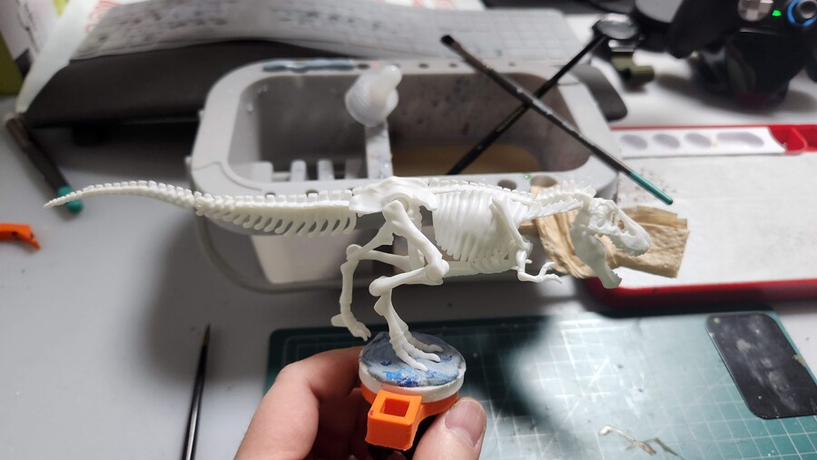 반다이 limex 티라노사우르스 도색_1.jpg