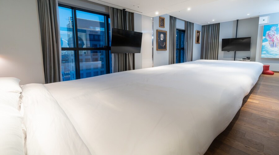 요즘 홍대 호텔_1.jpg