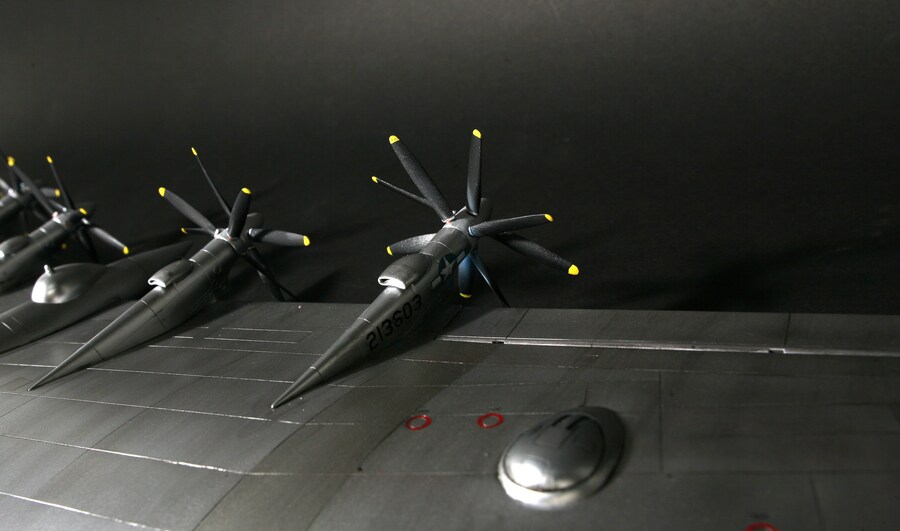 1/72 AMT Northrop XB-35 Flying Wing_6.jpg