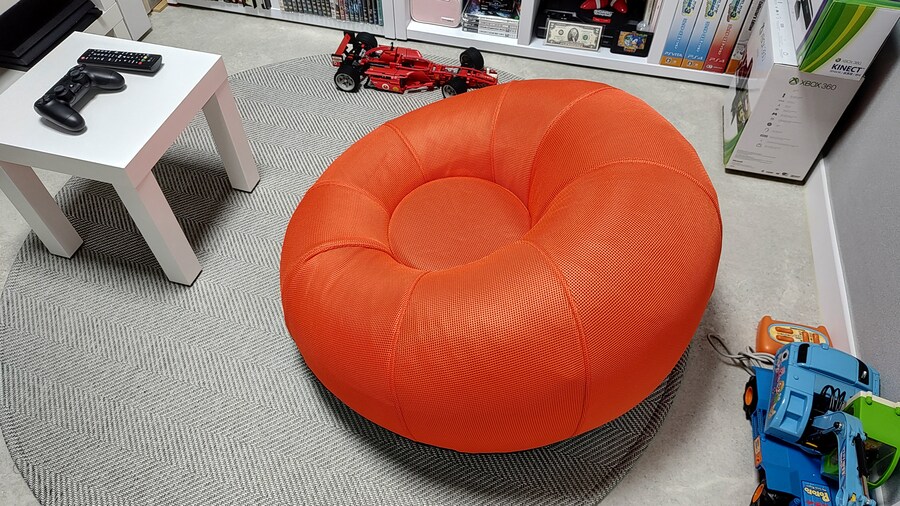 게임 방에 이케아 게임용 의자를 세팅해 봤습니다._4.jpg