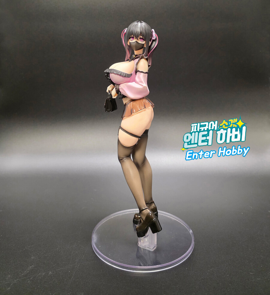 지뢰짱 옷이 터질듯한 피규어 리뷰 1/6 스케일_5.jpg