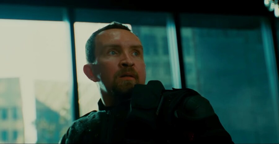 영화) 핸콕 명장면 "이제 착하게 살기로 결심한 핸콕" ㅋㅋㅋ_73.jpg