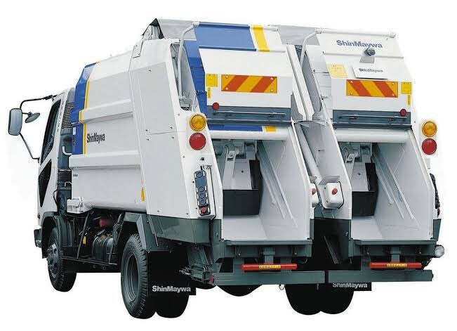 사진 하나로 시작된 합체로봇_1.jpg