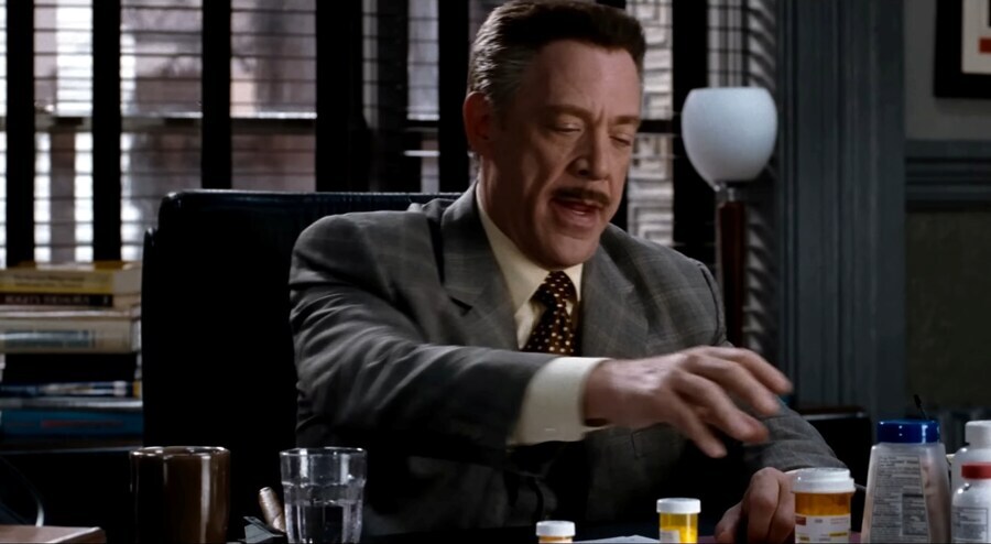 스파이더맨) 약 먹는 JJJ_21.jpg