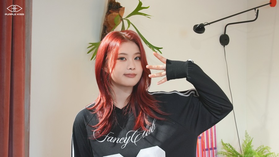 250315.[P.S DIARY] 📷 Debut 4th Anniversary Behind 📷 12.png