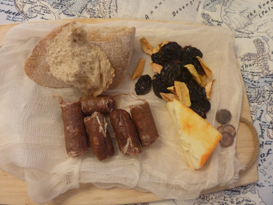 던전 가는 길드들 식단_1.jpg