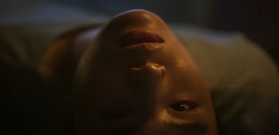 스포 ) [검은 수녀들] 리뷰: 강동원을 송혜교로 TS시킨 결과는?_11.jpg