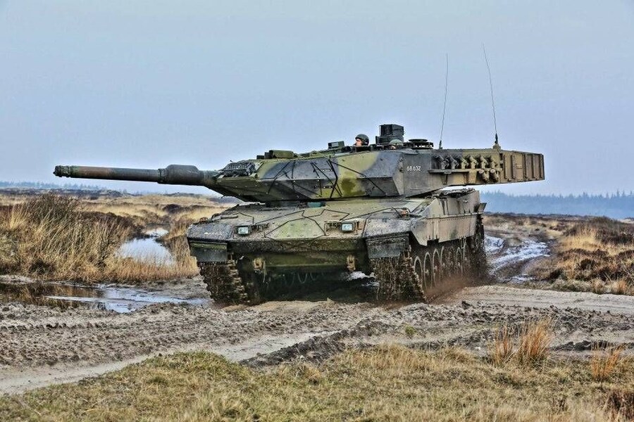 레오파르트 전차 근황_2.jpg
