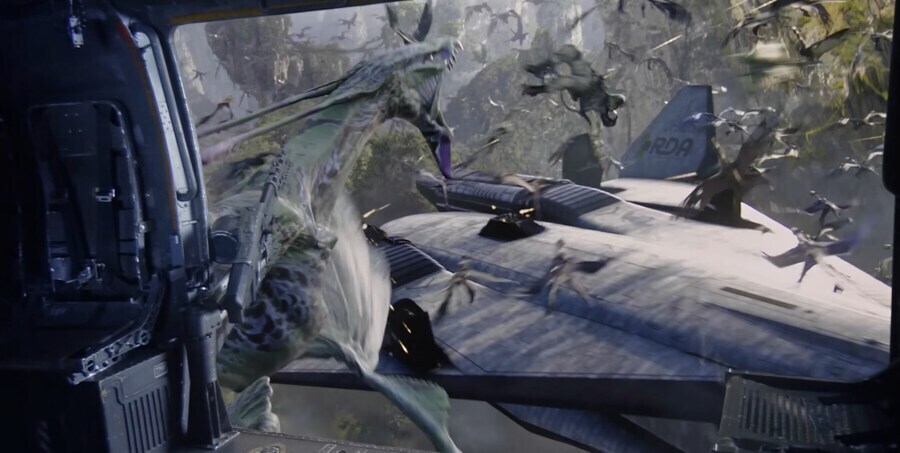 미키17) 원작에서 가장 불행했을 익스펜더블_3.png