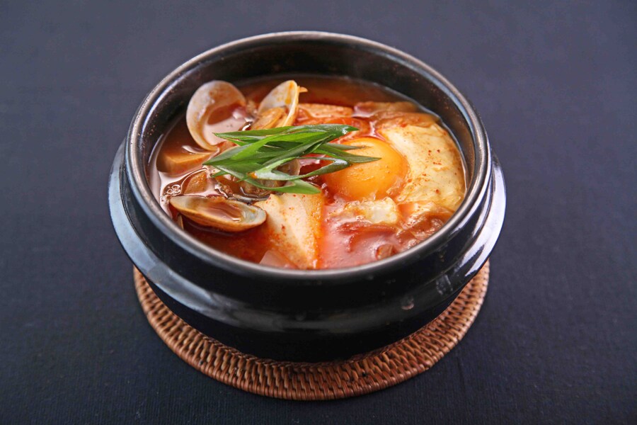 요즘 세상에 김밥 3500원이나 하는데_1.jpg