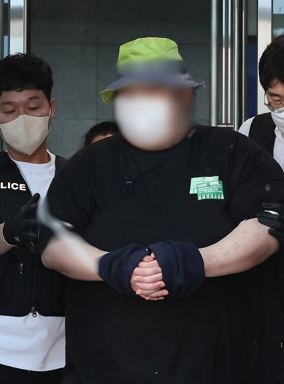 속보) "50명 죽인다" 서울역 칼부림 예고 30대 디씨남 2심도 징역10월_2.jpg