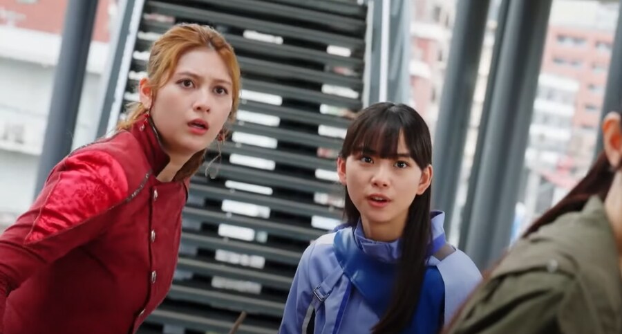 [가면라이더 마제이드 with 걸즈 리믹스]당신이 왜 거기서 나와?_5.png