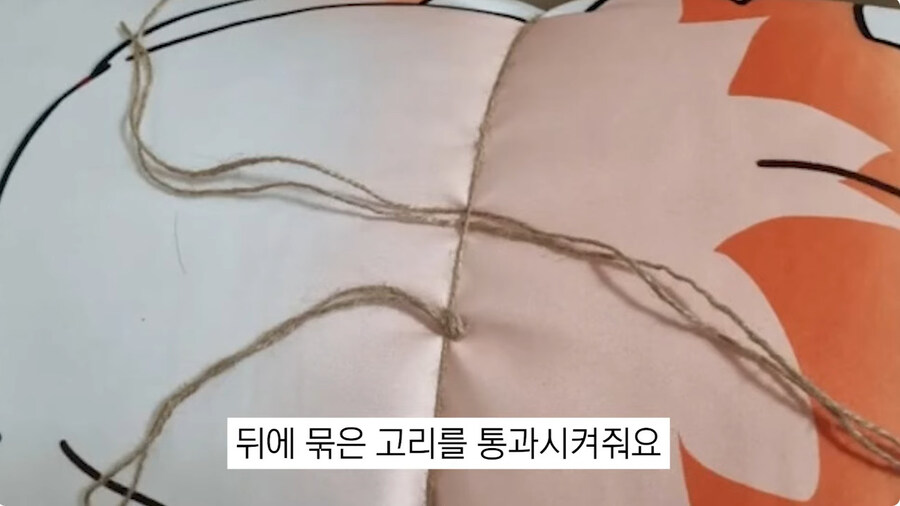 굿즈 인증대회를 연 버튜버_25.jpg