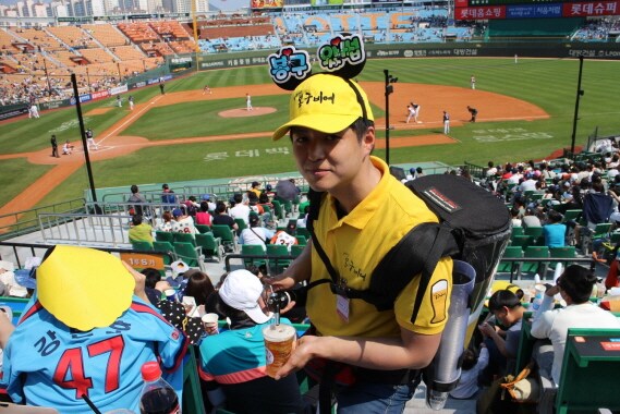 블루아카) 스미레 아르바이트 의상 보고 작성한 비어걸, 비어보이 관련 잡설._2.png