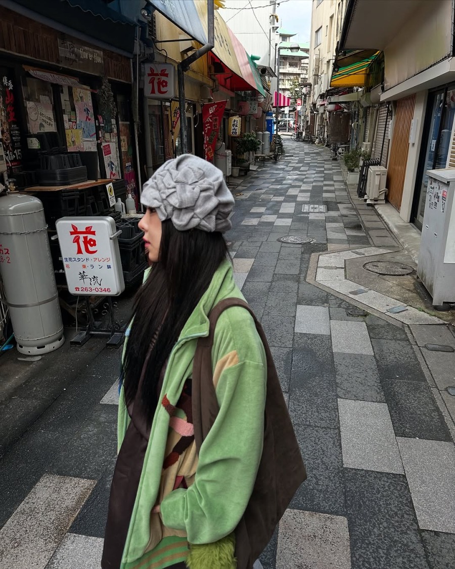 250322.휘인.인스타그램 09.jpg