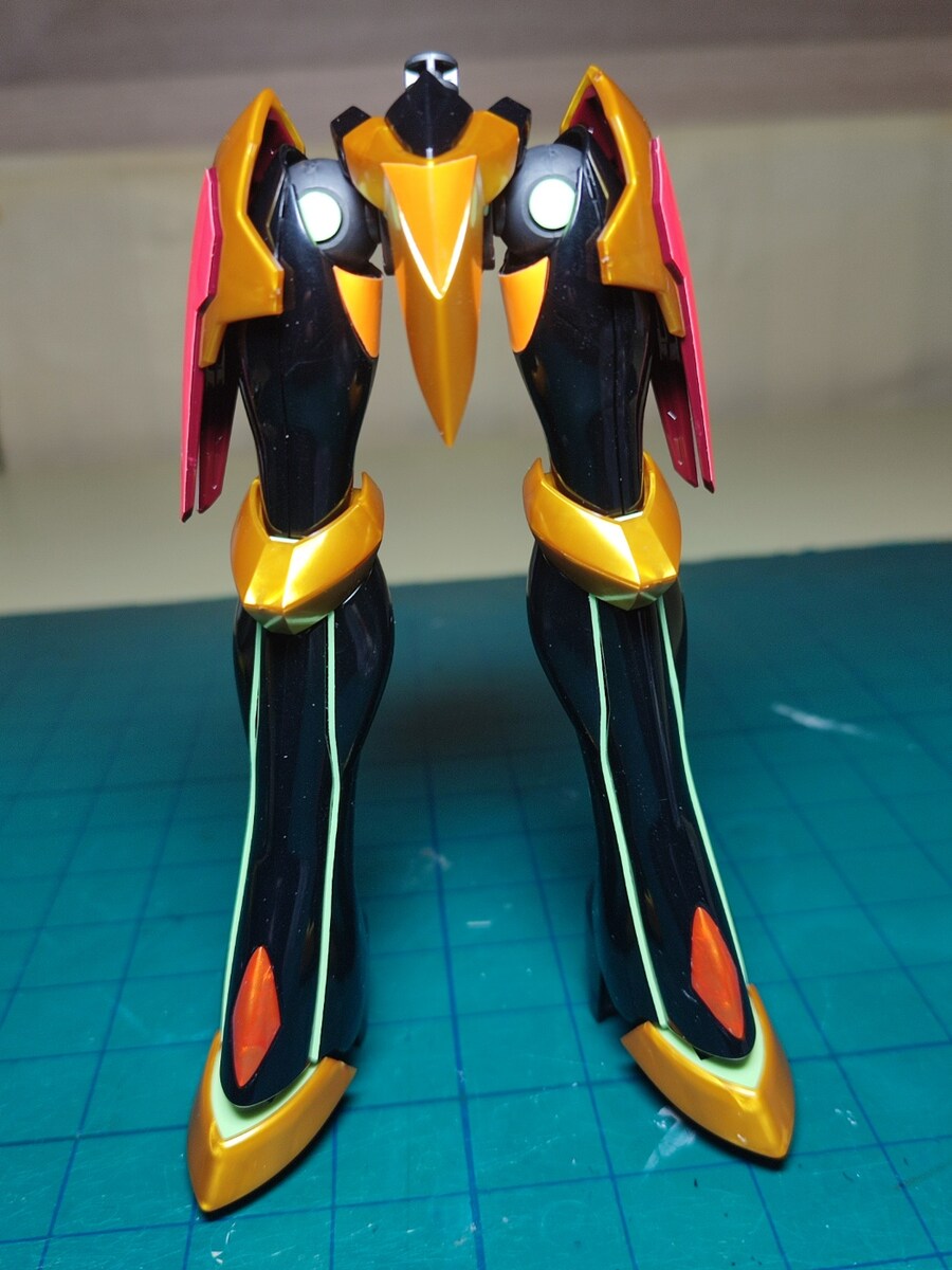 [코드기어스] 새벽까지 작업한 HG 가웨인_6.jpg