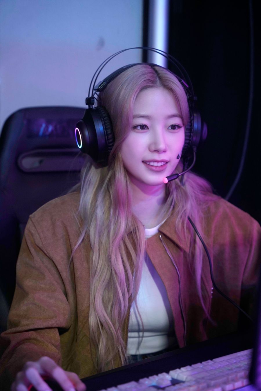 오버워치2 x 르세라핌 콜라보 쇼케이스 현장들_8.jpg