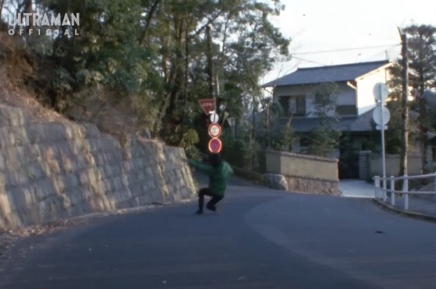 울트라맨) 광기와 기괴함을 잘 보여준 악역 배우_9.jpg