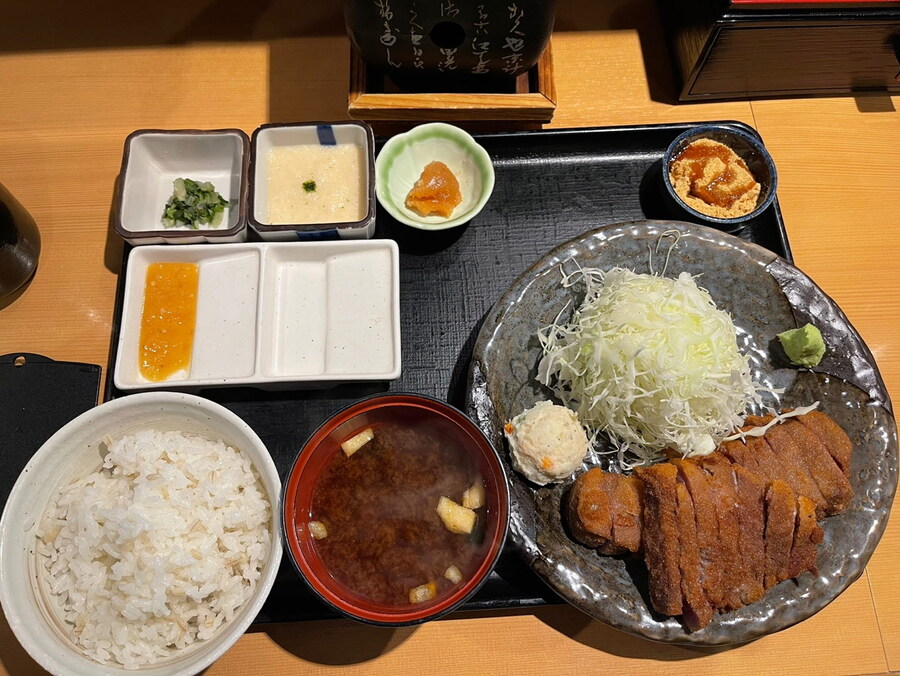 궁극... 까지는 아니고 덕질 + 먹부림 여행기 2편_3.jpg