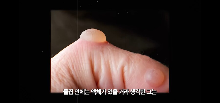 30미터 광산 바닥에 홀로 추락한 노인이 생존한 비결_32.jpg