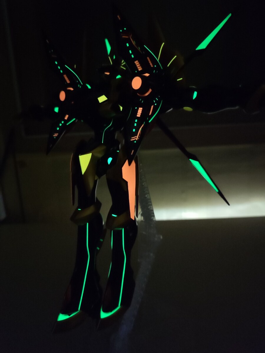 [코드기어스] 늦은 새벽까지 작업해본 HG 가웨인_14.jpg