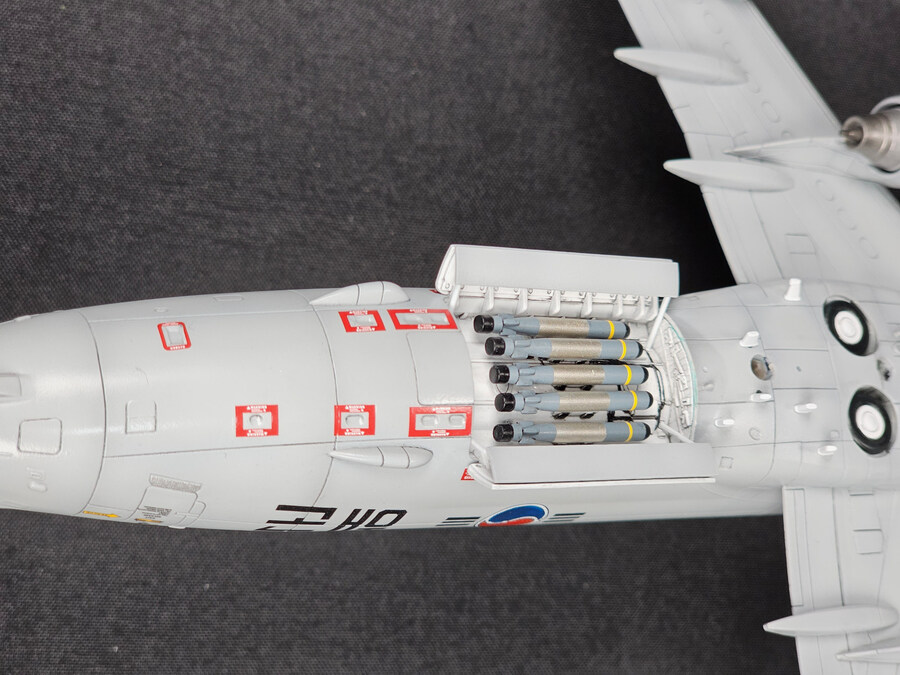 1/144 대한민국 해군 P-8A 포세이돈_20.jpg