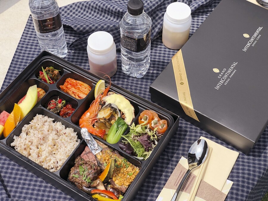 산불 진압에 불철주야 고생이 많은 소방관들에게_1.jpg